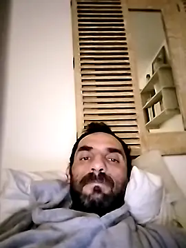 hotmen83 online show from October 2025 04:12:01 AM