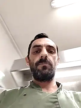 hotmen83 online show from October 2025 05:04:02 PM