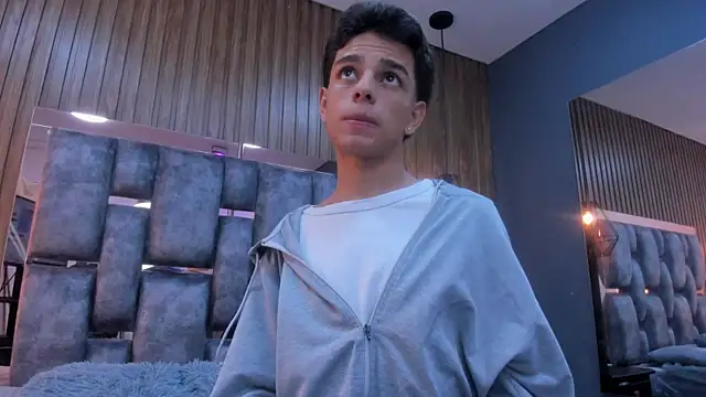 owen  johnson online show from April 2026 11:26:02 AM