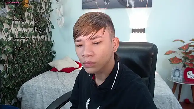 nathanclay online show from September 2025 12:38:01 PM