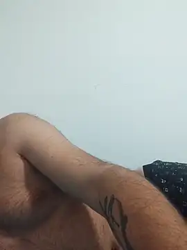 Snapshot of Ynsemr chatting on September 2025 09:42:01 PM Ynsemr online show from September 2025 09:42:01 PM