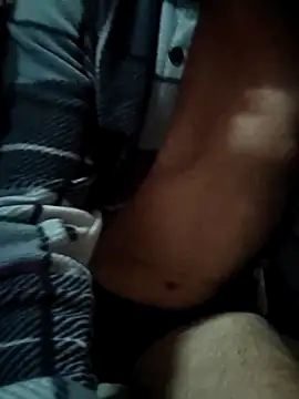 Snapshot of Ynsemr chatting on October 2025 07:02:01 PM Ynsemr online show from October 2025 07:02:01 PM