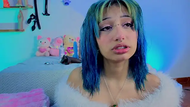 Snapshot of zoelight18 chatting on March 2026 12:11:01 PM zoelight18 online show from March 2026 12:11:01 PM