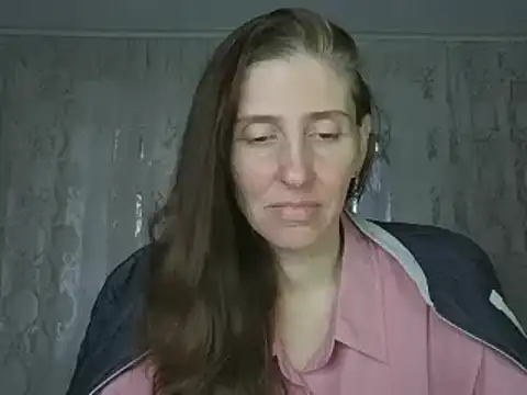 Snapshot of CandiCole chatting on October 2025 05:19:02 AM CandiCole online show from October 2025 05:19:02 AM