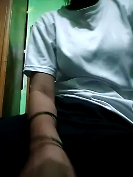 Snapshot of NEHA-DESHI999 chatting on September 2025 04:18:01 PM NEHA-DESHI999 online show from September 2025 04:18:01 PM