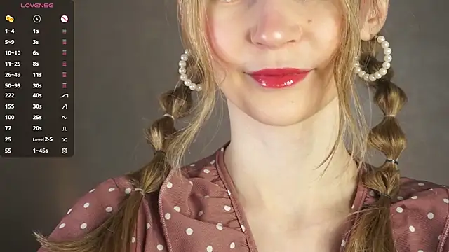 Snapshot of BeatrixHiett chatting on September 2025 02:38:01 AM BeatrixHiett online show from September 2025 02:38:01 AM