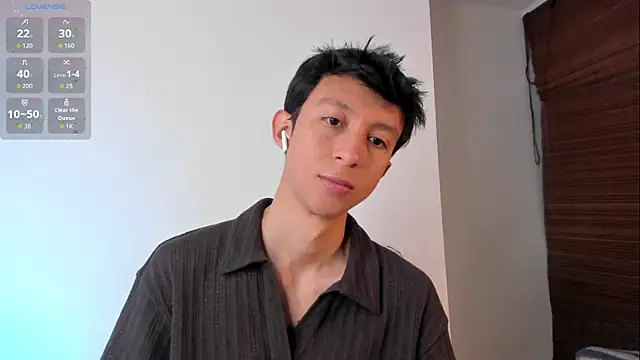 Snapshot of philip_twinkk chatting on October 2025 01:06:02 AM philip twinkk online show from October 2025 01:06:02 AM