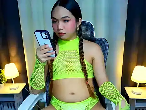 Snapshot of ihadeputa chatting on December 2025 06:33:02 AM ihadeputa online show from December 2025 06:33:02 AM