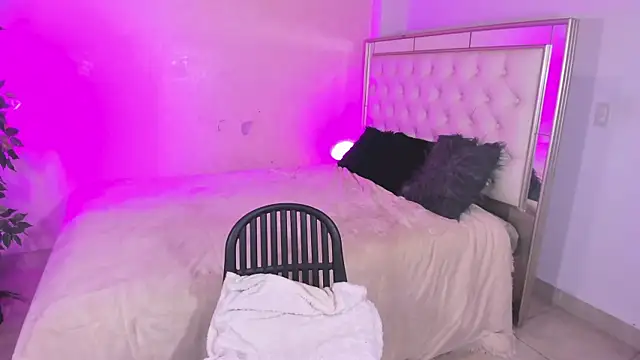 Snapshot of BILLY_JAMEES chatting on December 2025 07:30:02 PM BILLY JAMEES online show from December 2025 07:30:02 PM