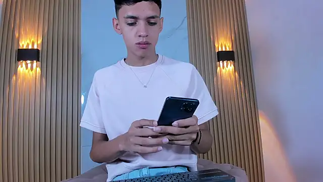 BILLY JAMEES online show from May 2026 12:35:01 PM