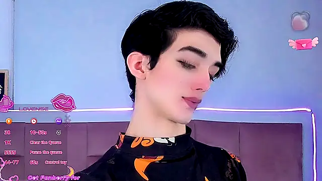 Baby FenixTS online show from December 2025 05:57:01 AM