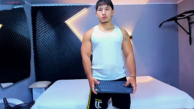 Horny nick18 online show from May 2026 11:37:01 AM