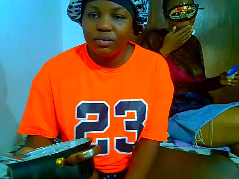SweetHoney21  online show from June 2026 06:44:01 AM