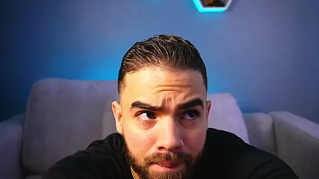 Paul Phoenix online show from January 2026 08:01:02 PM