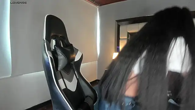 Adhara7 online show from October 2025 06:29:01 PM