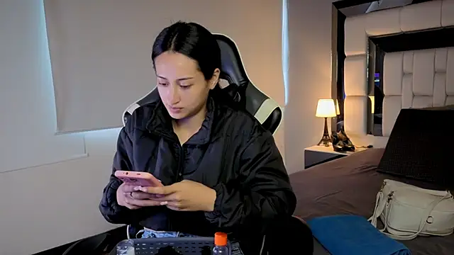 Adhara7 online show from February 2026 09:29:02 PM