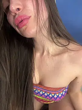 karinasantos  online show from February 2026 11:06:02 AM