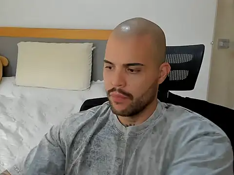 PandacX online show from March 2026 10:25:01 PM