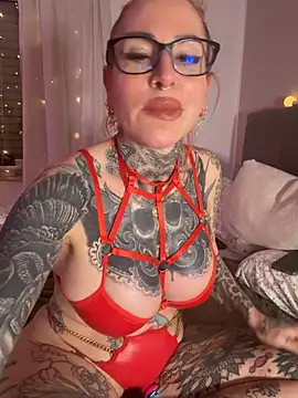 CatCoxx online show from March 2026 07:20:02 PM