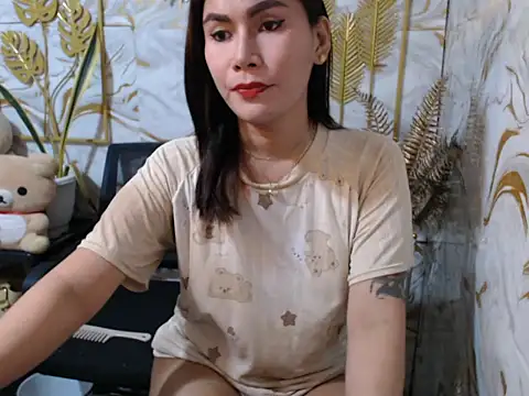 Snapshot of tshot_izzy_88 chatting on December 2025 12:11:02 PM tshot izzy 88 online show from December 2025 12:11:02 PM