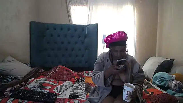 EbonyEssence online show from April 2026 10:35:02 AM