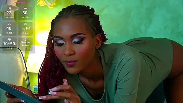 Izzie Sugar online show from September 2025 06:56:02 PM