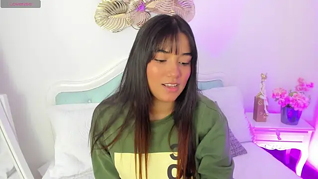 Snapshot of Shaleena_ chatting on September 2025 08:08:01 PM Shaleena online show from September 2025 08:08:01 PM