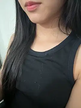 Snapshot of Desi_sara chatting on November 2025 01:32:02 PM Desi sara online show from November 2025 01:32:02 PM