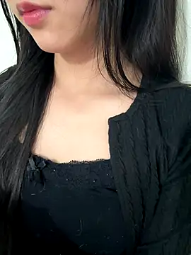 Snapshot of Desi_sara chatting on December 2025 02:57:02 PM Desi sara online show from December 2025 02:57:02 PM