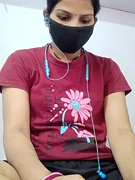 poojam93 online show from November 2025 02:01:02 AM