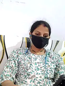 poojam93 online show from November 2025 03:34:02 PM