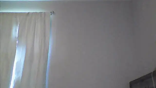 Snapshot of sarahkat86 chatting on April 2026 10:07:02 PM sarahkat86 online show from April 2026 10:07:02 PM