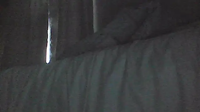 Snapshot of sarahkat86 chatting on April 2026 11:46:02 AM sarahkat86 online show from April 2026 11:46:02 AM