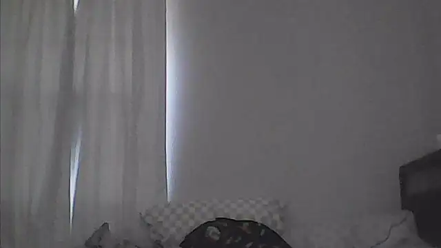 Snapshot of sarahkat86 chatting on May 2026 12:23:01 PM sarahkat86 online show from May 2026 12:23:01 PM