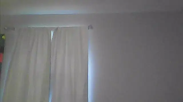 Snapshot of sarahkat86 chatting on May 2026 11:13:02 PM sarahkat86 online show from May 2026 11:13:02 PM