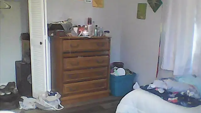 Snapshot of sarahkat86 chatting on May 2026 10:49:02 PM sarahkat86 online show from May 2026 10:49:02 PM