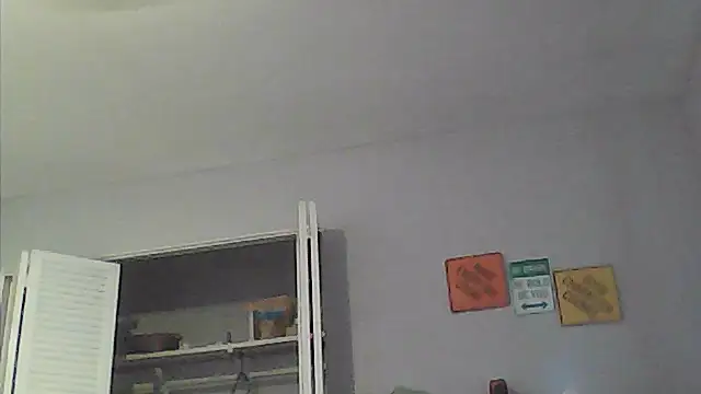Snapshot of sarahkat86 chatting on May 2026 09:11:02 PM sarahkat86 online show from May 2026 09:11:02 PM