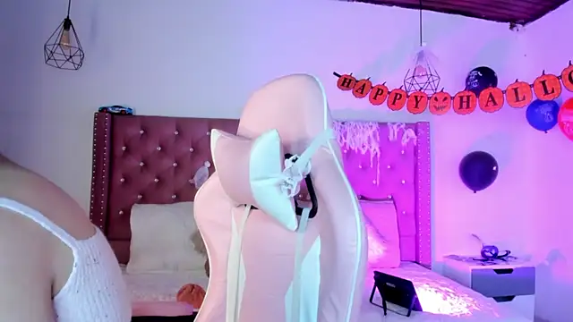 Jade rey  online show from October 2025 08:10:01 PM