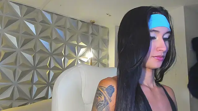 Snapshot of hellen_tease chatting on March 2026 01:06:02 PM hellen tease online show from March 2026 01:06:02 PM