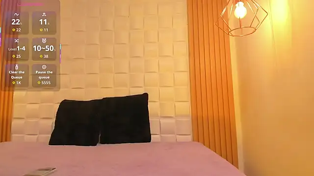 Snapshot of AriaBelle chatting on November 2025 11:02:01 AM AriaBelle online show from November 2025 11:02:01 AM