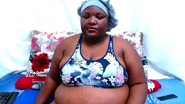 Snapshot of ChubbyBoobsxxx chatting on November 2025 06:13:01 AM ChubbyBoobsxxx online show from November 2025 06:13:01 AM