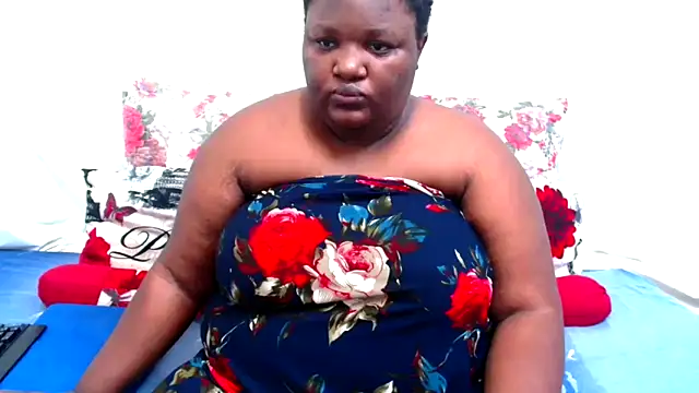 Snapshot of ChubbyBoobsxxx chatting on November 2025 05:18:02 AM ChubbyBoobsxxx online show from November 2025 05:18:02 AM