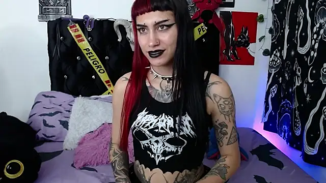 Snapshot of mayaREDdoll chatting on March 2026 03:34:01 AM mayaREDdoll online show from March 2026 03:34:01 AM