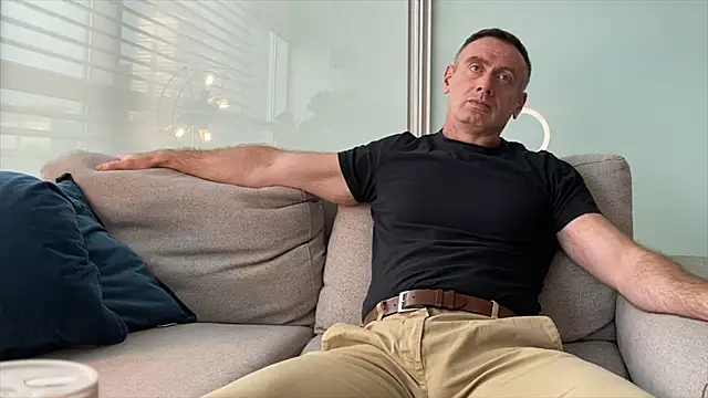 Snapshot of TheDonnyBasilisk chatting on November 2025 09:58:01 PM TheDonnyBasilisk online show from November 2025 09:58:01 PM