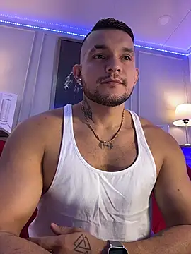 Marco Vega online show from November 2025 08:11:01 PM