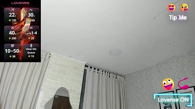 sweet  vanessa1 online show from September 2025 03:43:02 AM