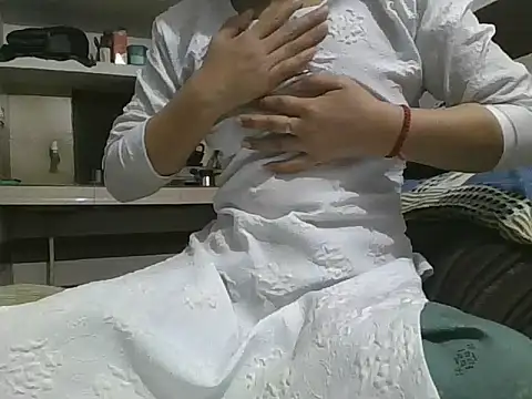 Snapshot of anannyaR chatting on March 2026 05:38:01 PM anannyaR online show from March 2026 05:38:01 PM