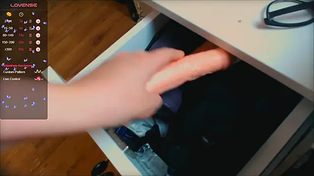 darlingeva1010 online show from October 2025 02:10:01 AM