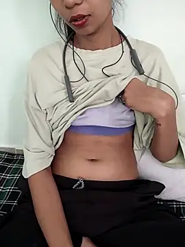 Anjana Lovely online show from October 2025 04:43:02 AM