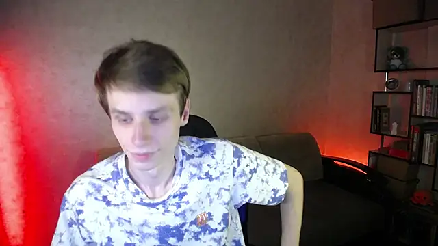 yes cute boy  online show from October 2025 07:24:02 PM